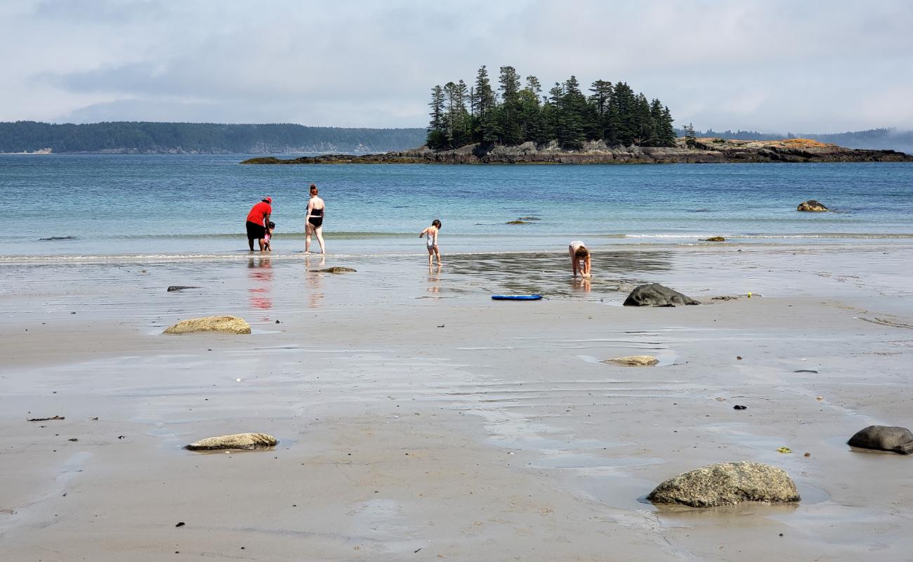 Sandy River beach'in fotoğrafı çakıl ile kum yüzey ile