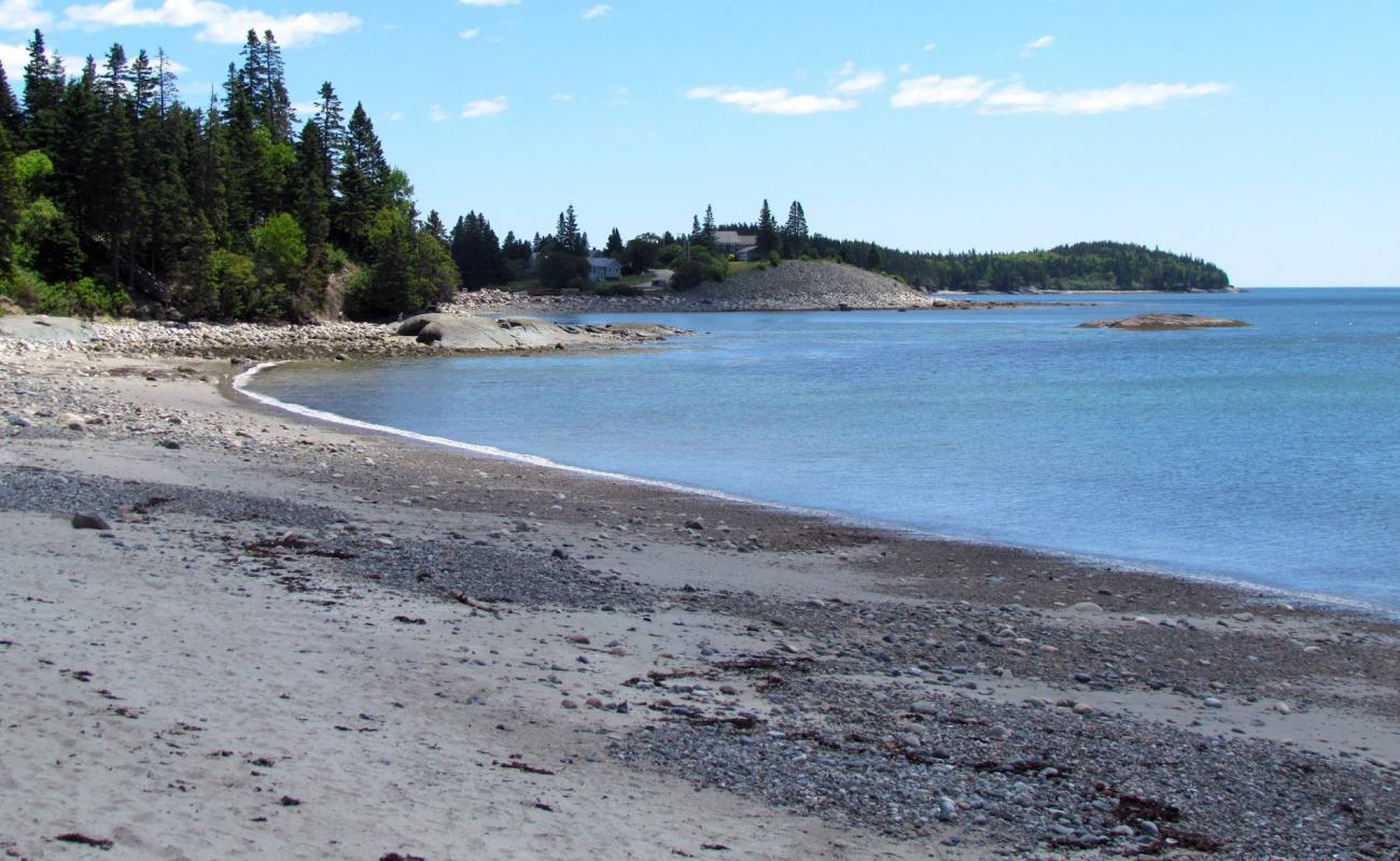 Roque Bluffs beach'in fotoğrafı çakıl ile kum yüzey ile