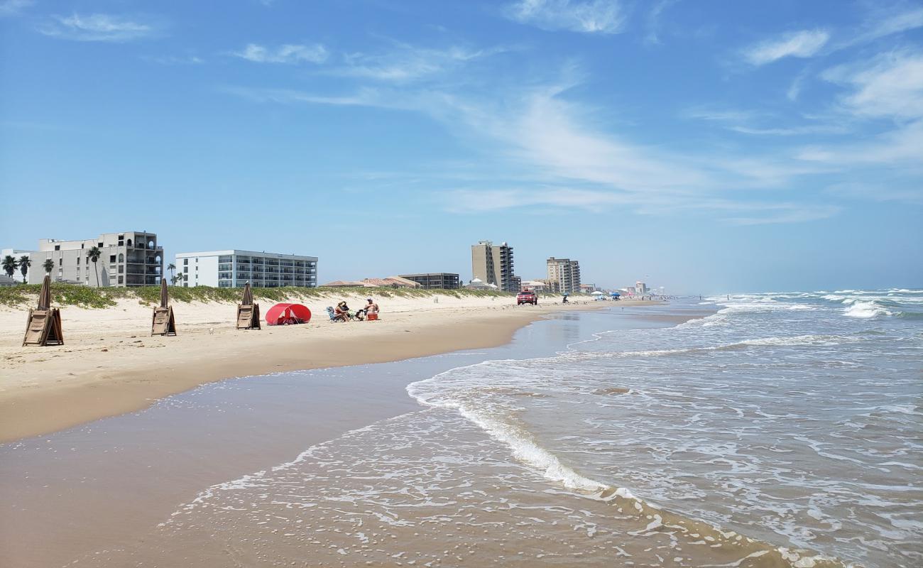 South Padre Island beach'in fotoğrafı açık bej kum yüzey ile