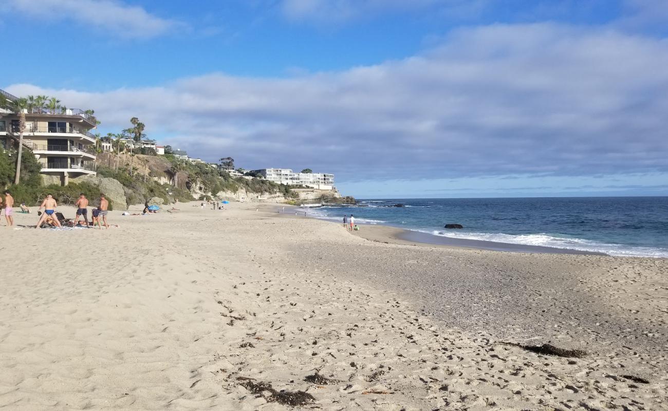 West Street beach'in fotoğrafı parlak kum yüzey ile