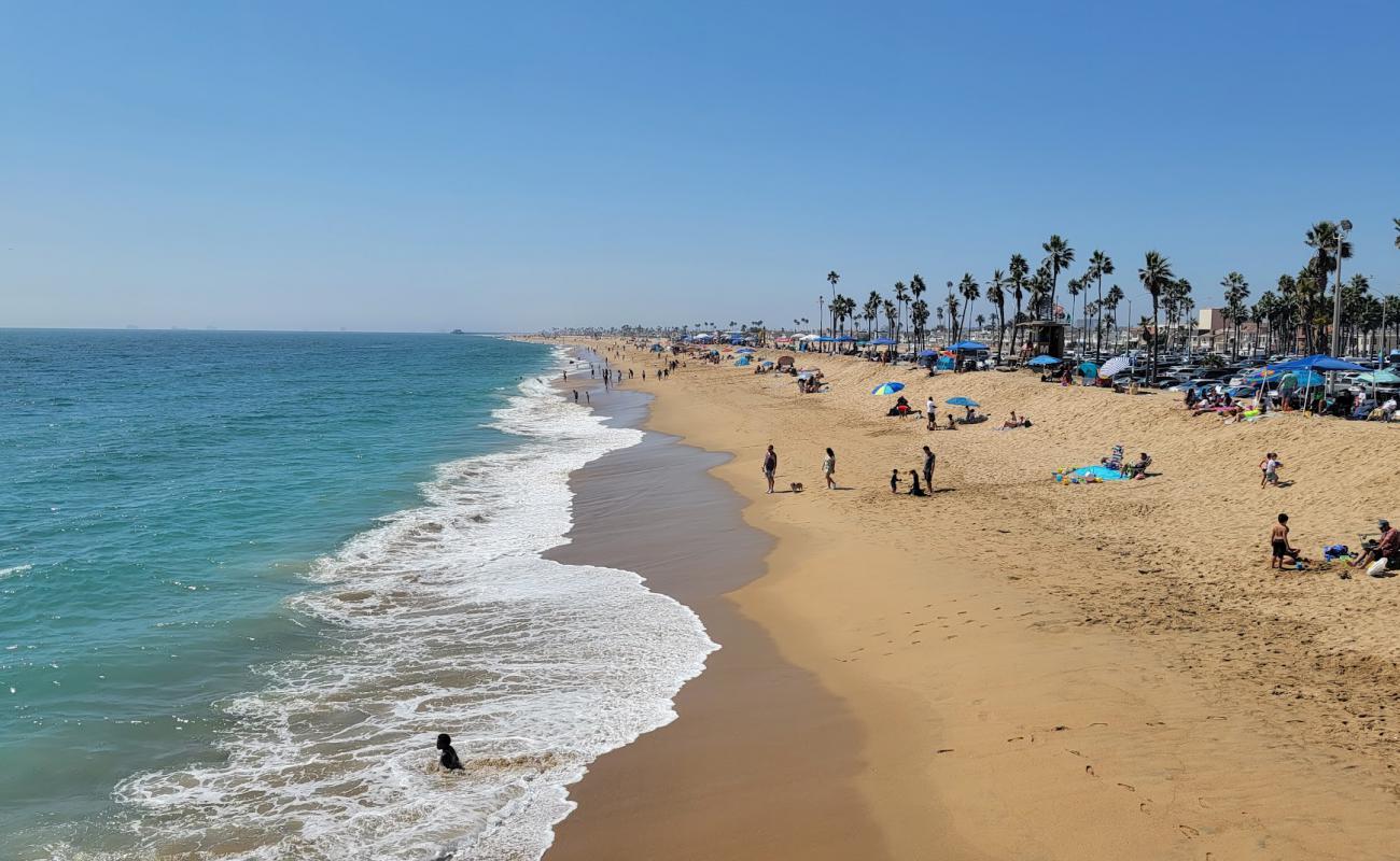 Balboa Peninsula beach'in fotoğrafı parlak kum yüzey ile