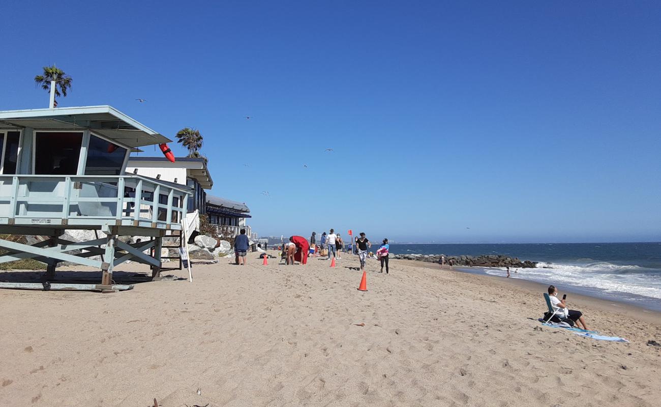 Castle Rock Beach'in fotoğrafı parlak kum yüzey ile