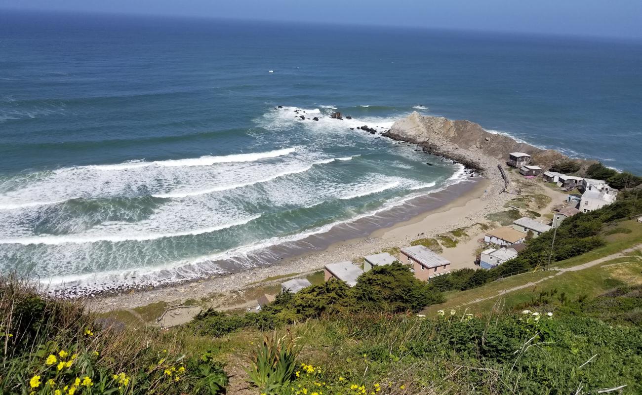 Shelter Cove Beach'in fotoğrafı gri kum yüzey ile