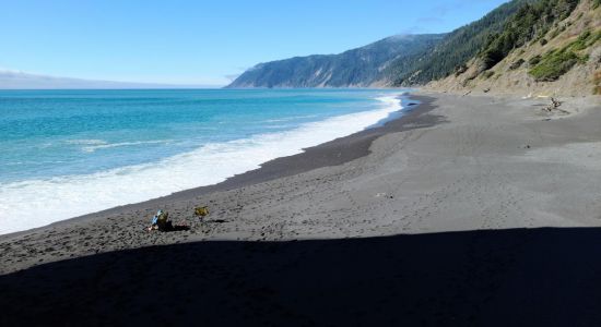 Black Sands Beach