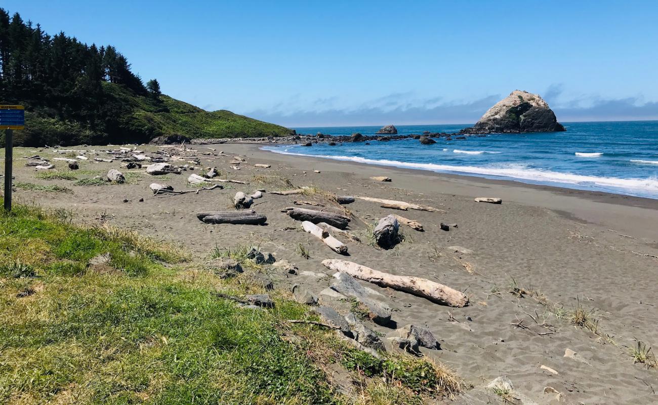 Wilson Creek Beach'in fotoğrafı gri kum yüzey ile