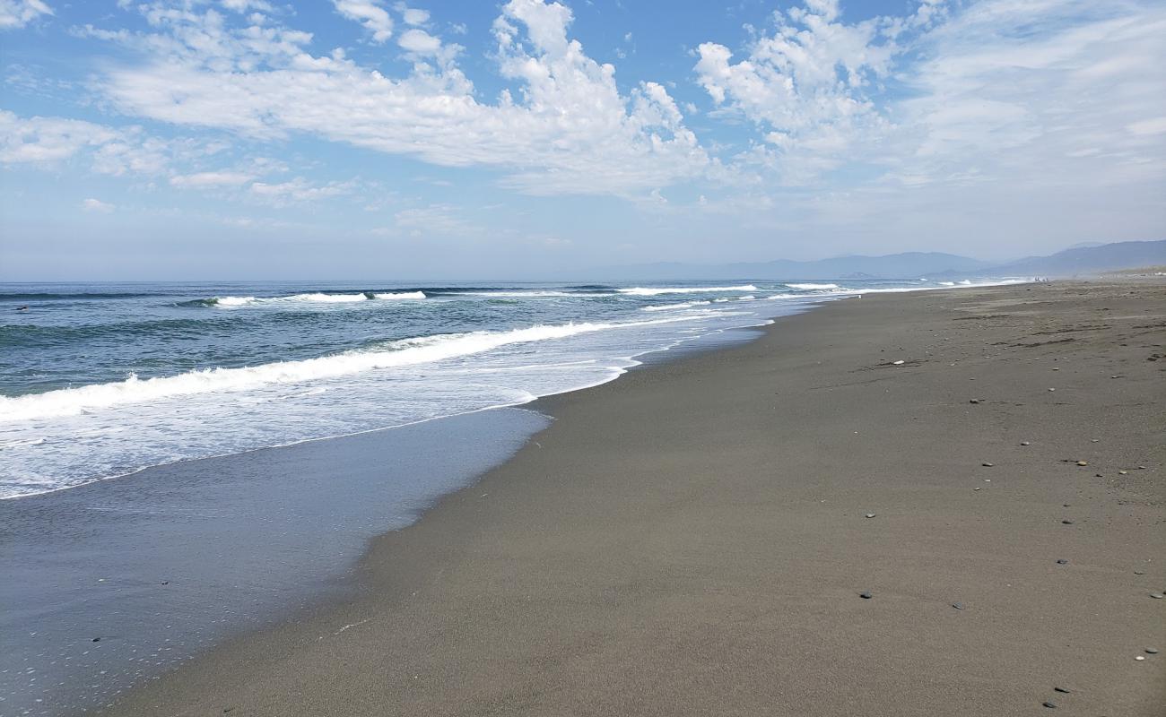 Kellogg Road Beach'in fotoğrafı parlak kum yüzey ile