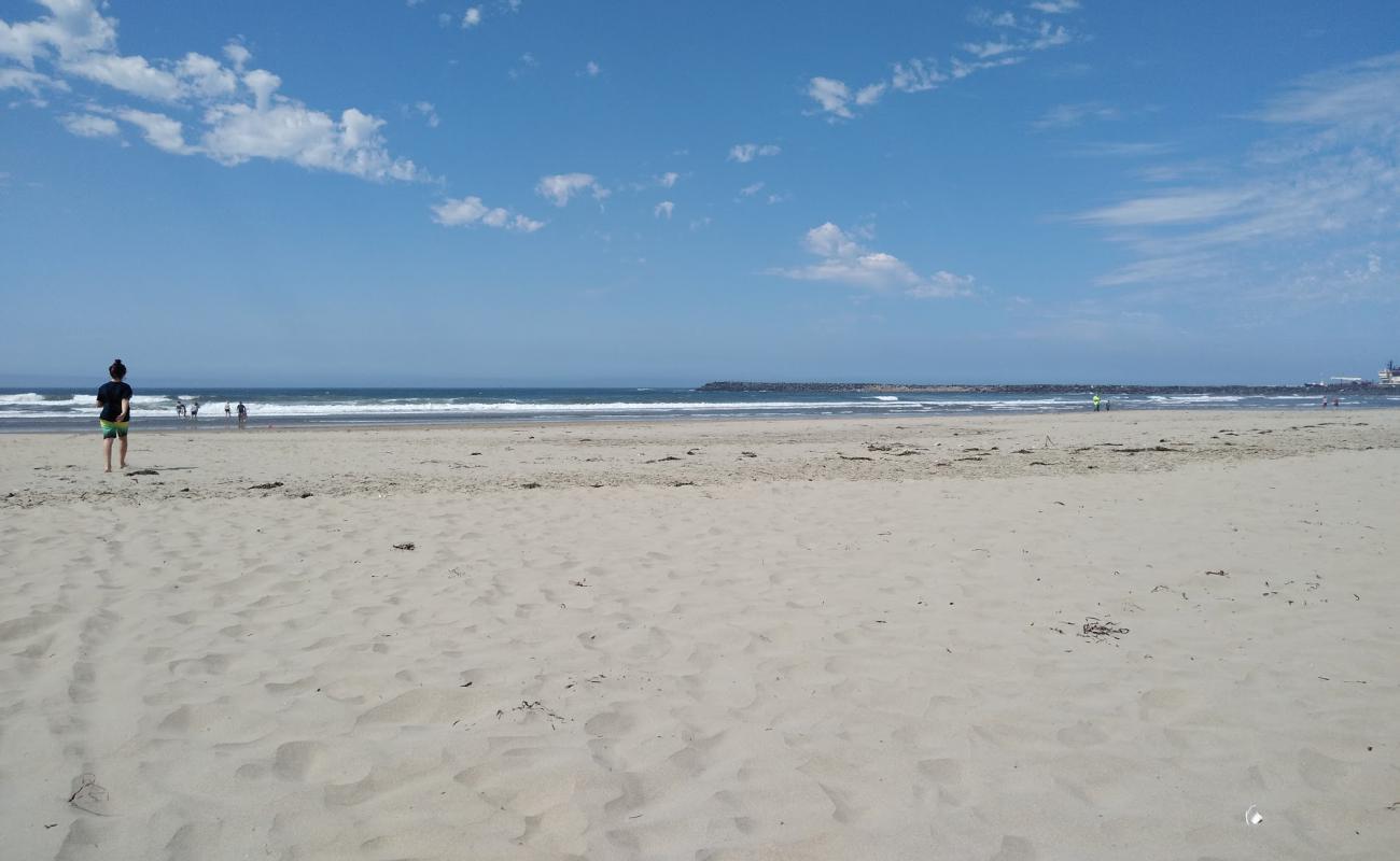 Bastendorff Beach'in fotoğrafı açık bej kum yüzey ile