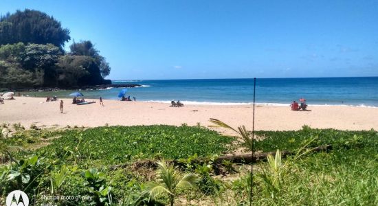 Kalihiwai Beach