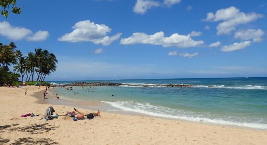 Paradise Cove Beach