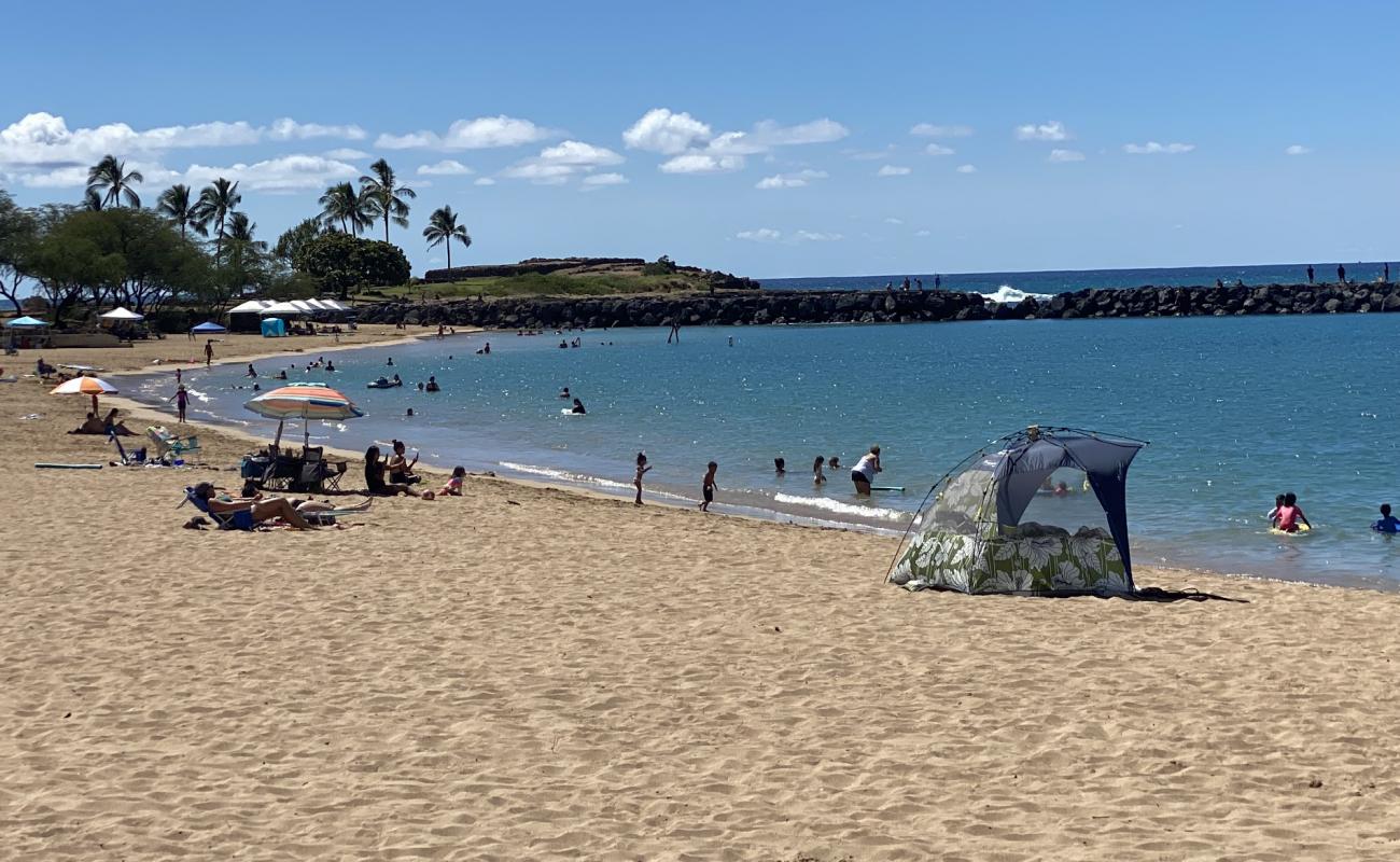 Pokai Beach'in fotoğrafı açık bej kum yüzey ile
