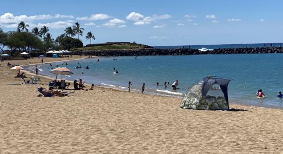 Pokai Beach