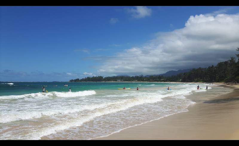 Moku'Auia Beach'in fotoğrafı açık bej kum yüzey ile