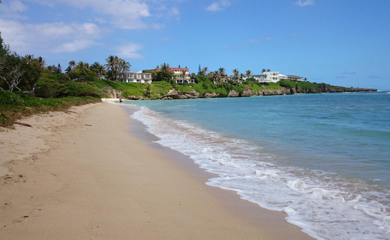 Laniloa Beach'in fotoğrafı açık bej kum yüzey ile