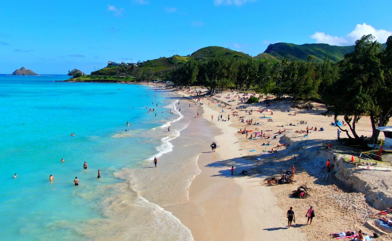 Kailua Beach'in fotoğrafı parlak ince kum yüzey ile