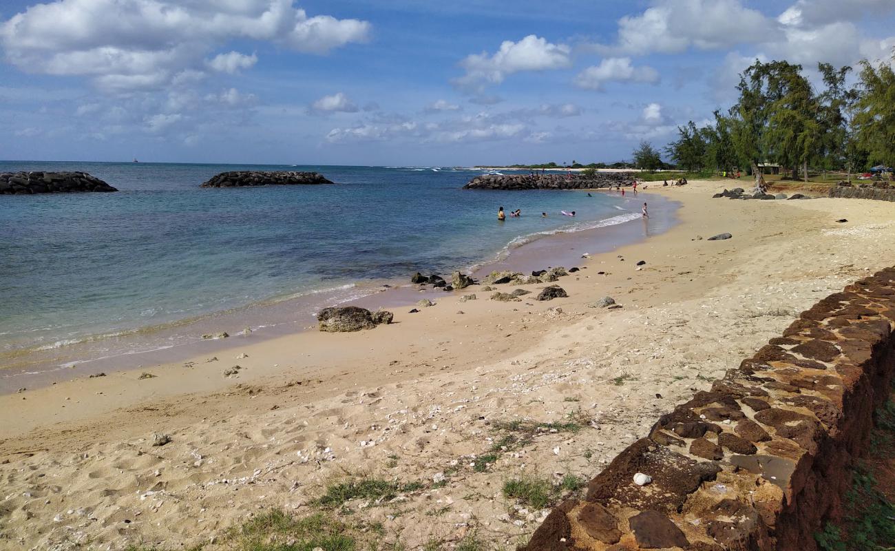 Sand Island Beach'in fotoğrafı parlak kum ve kayalar yüzey ile