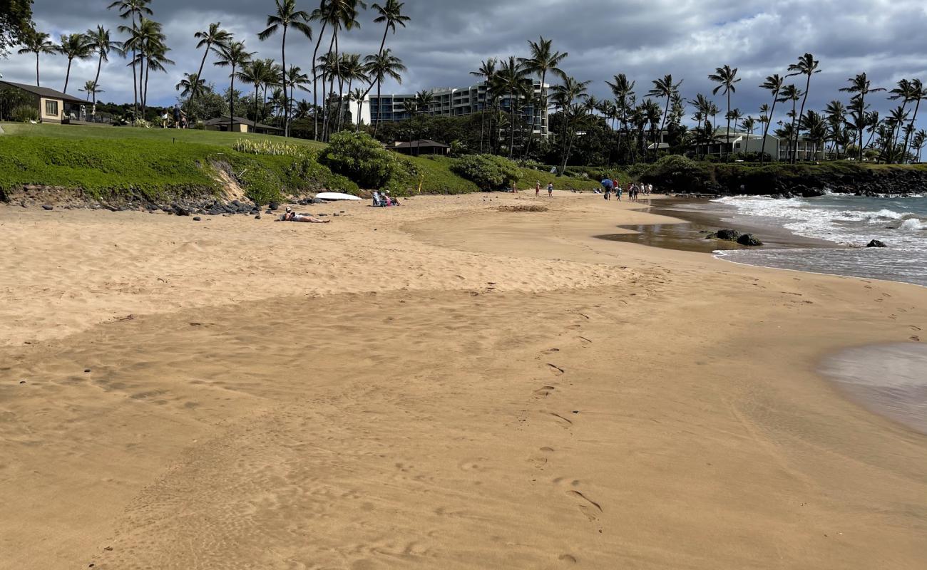 Ulua Beach'in fotoğrafı açık bej kum yüzey ile