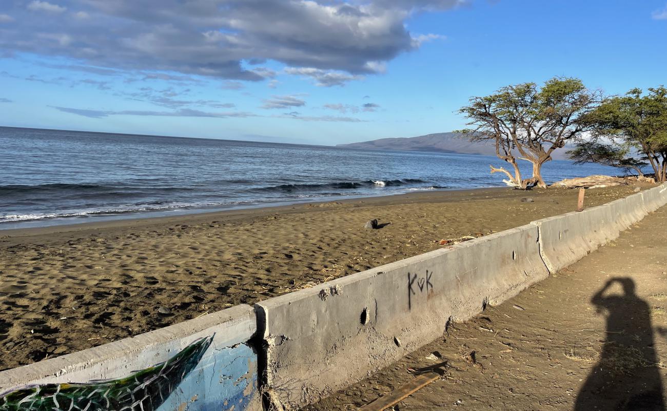 Awalua Beach'in fotoğrafı gri kum ve çakıllar yüzey ile
