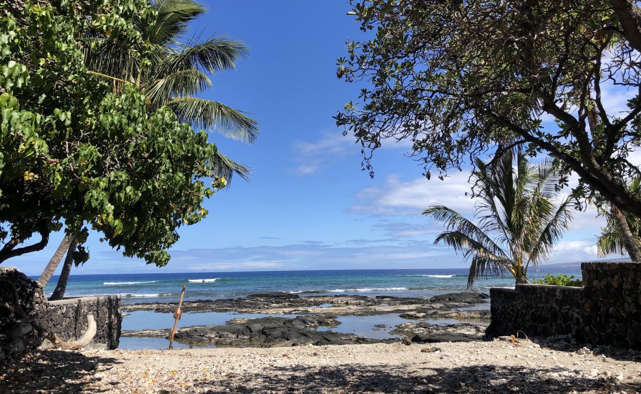 Puako Beach'in fotoğrafı taşlı kum yüzey ile