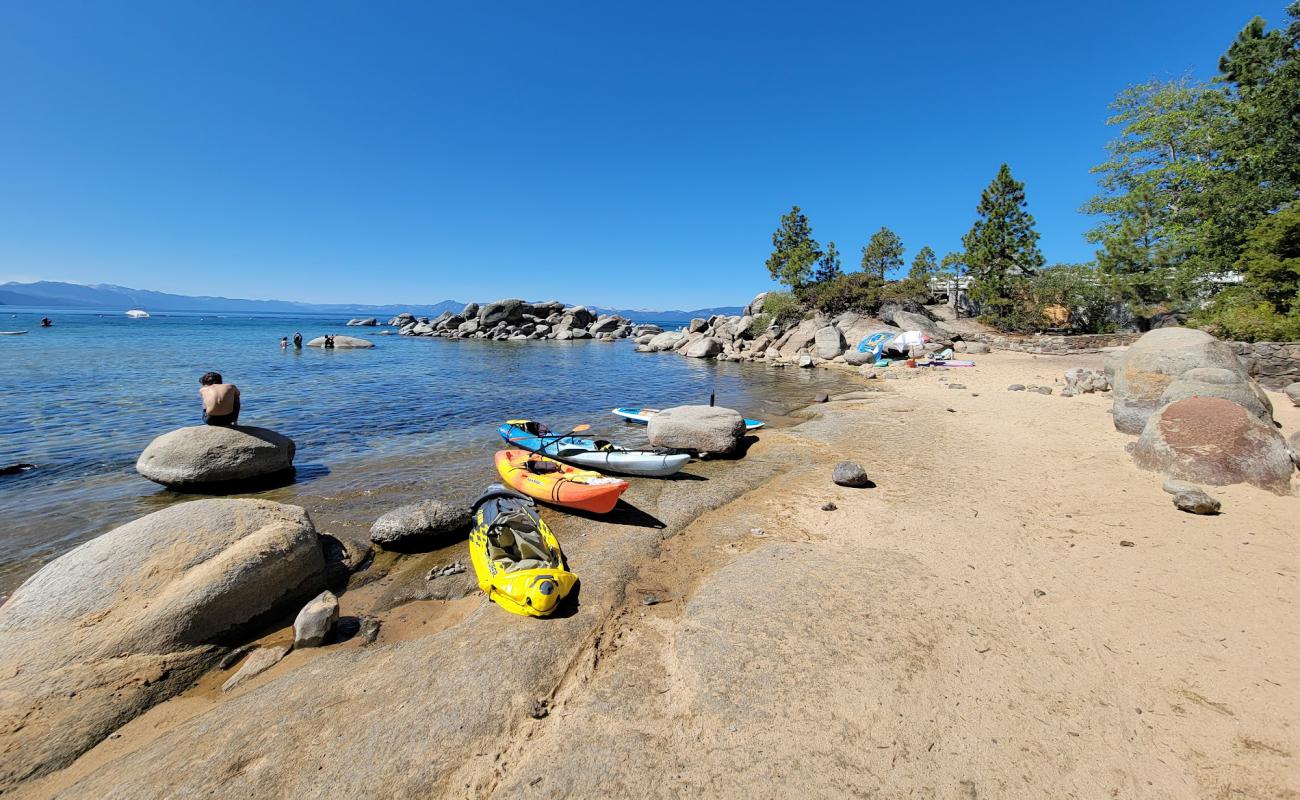 Speedboat Beach'in fotoğrafı parlak kum yüzey ile