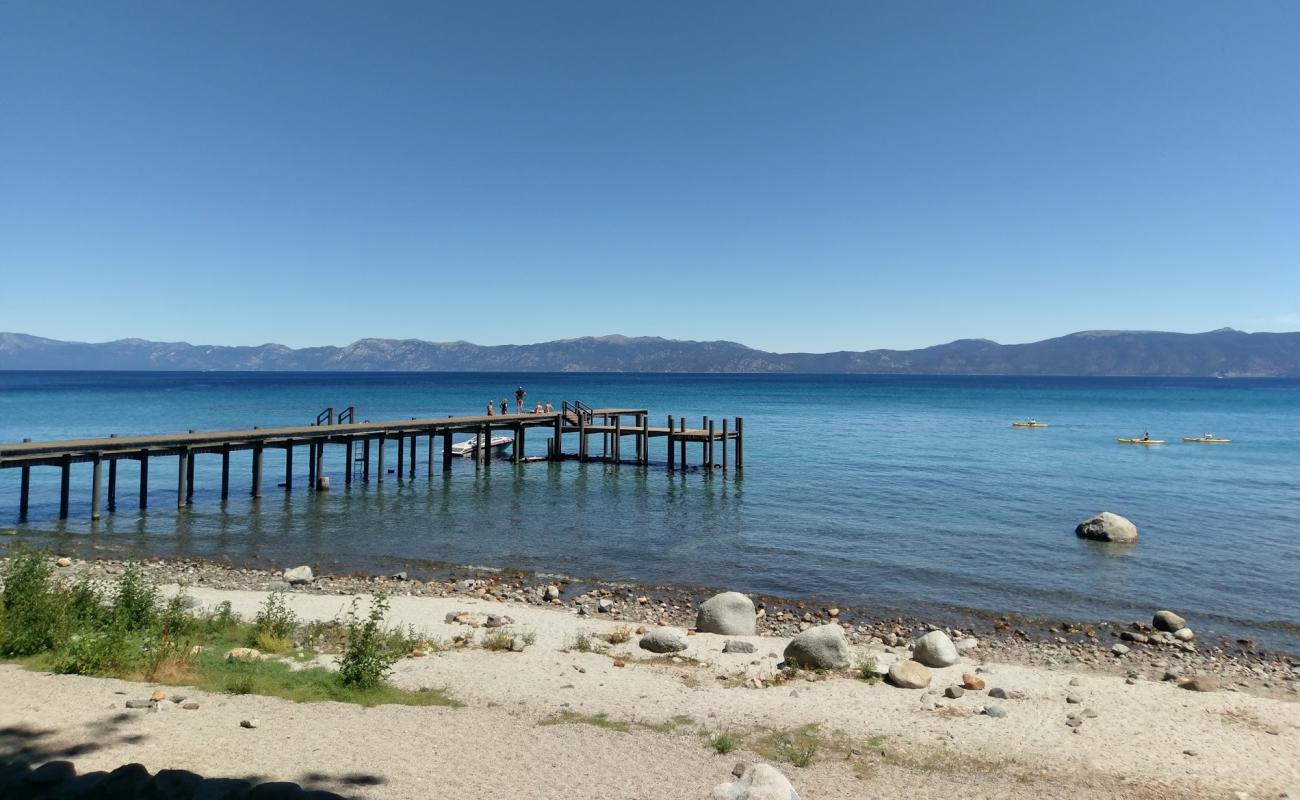 Sugar Pine Point Beach'in fotoğrafı taşlı kum yüzey ile