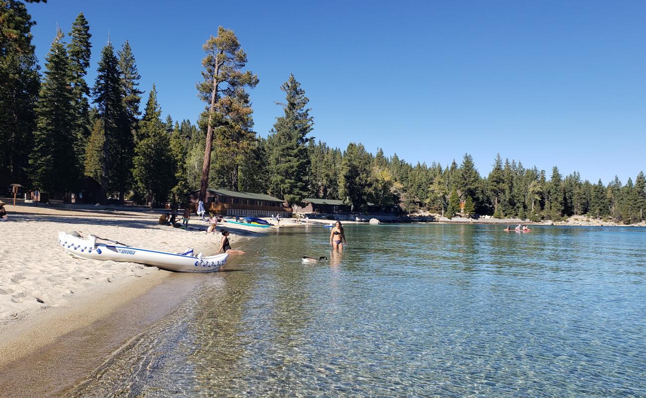 Meeks Bay Beach'in fotoğrafı parlak kum yüzey ile