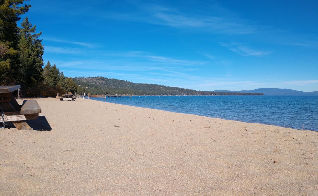 Lester Beach'in fotoğrafı parlak kum yüzey ile