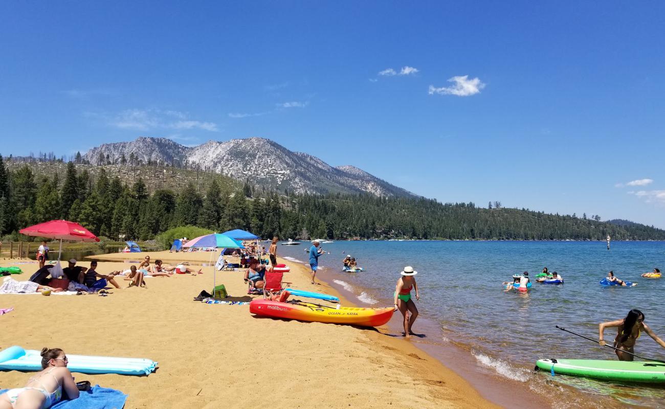 Baldwin Beach'in fotoğrafı parlak kum yüzey ile