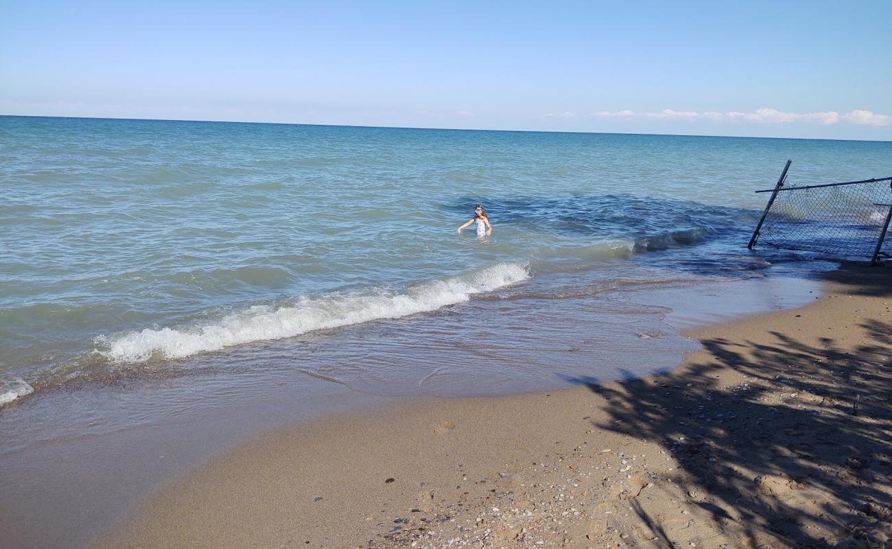 Jeddo Road Beach'in fotoğrafı bej kum ve çakıl yüzey ile