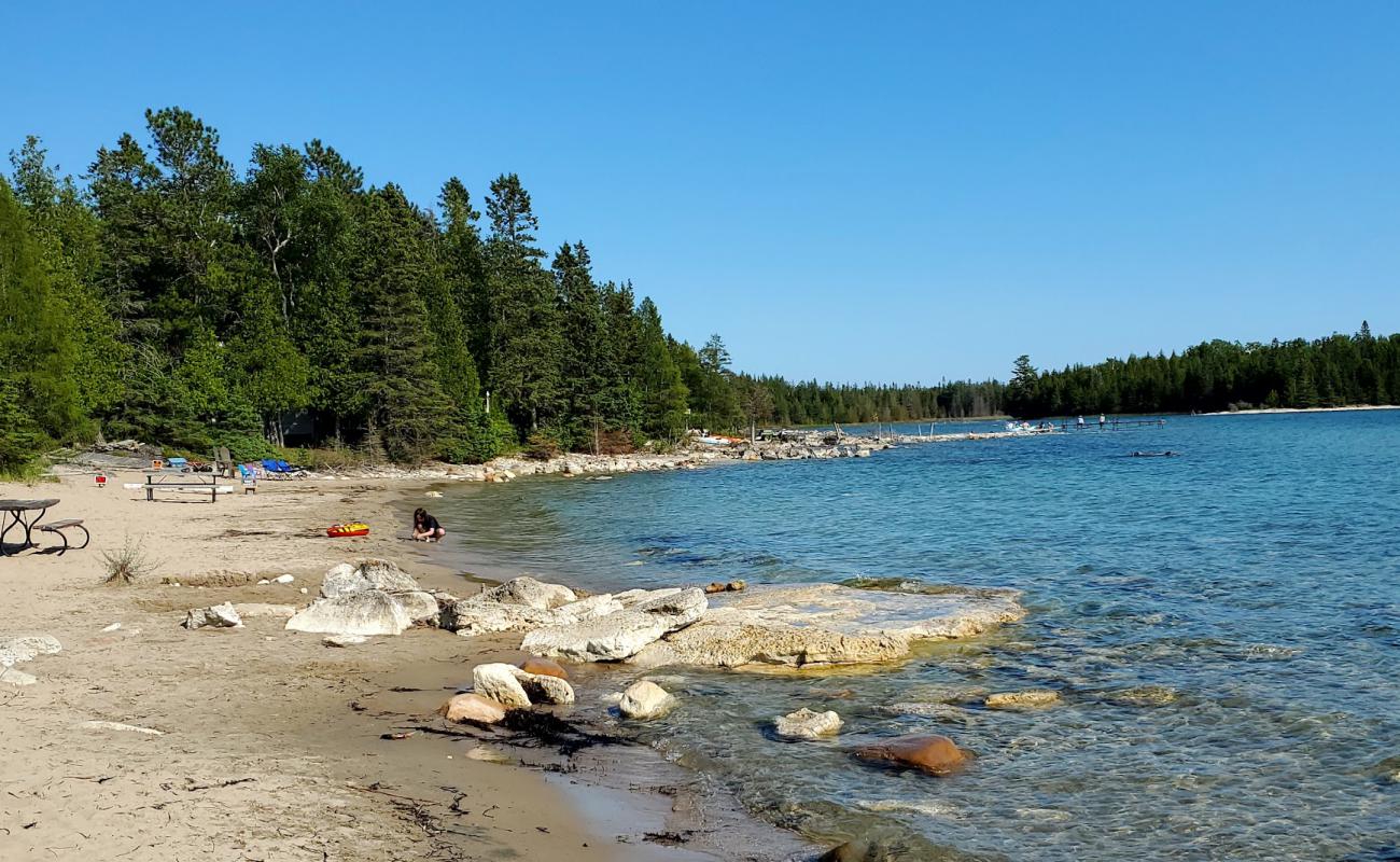 Big Shoal Beach'in fotoğrafı açık bej kum yüzey ile