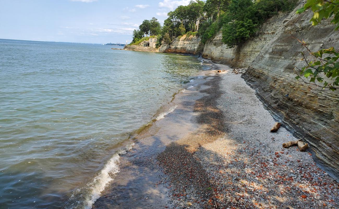 Columbia Park Beach'in fotoğrafı çakıl ile kum yüzey ile