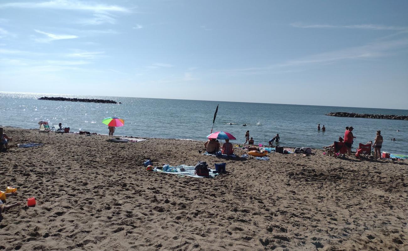 Erie Beach'in fotoğrafı açık bej kum yüzey ile