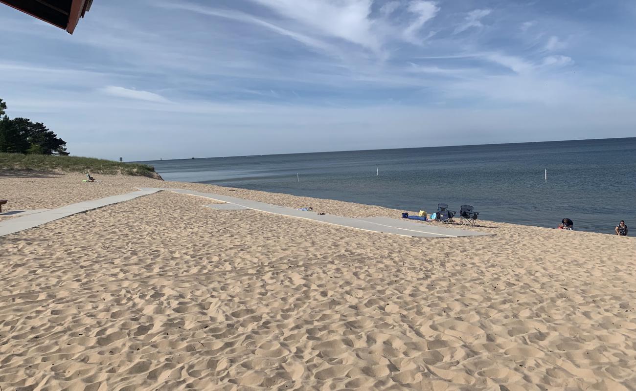 North Beach'in fotoğrafı parlak kum yüzey ile