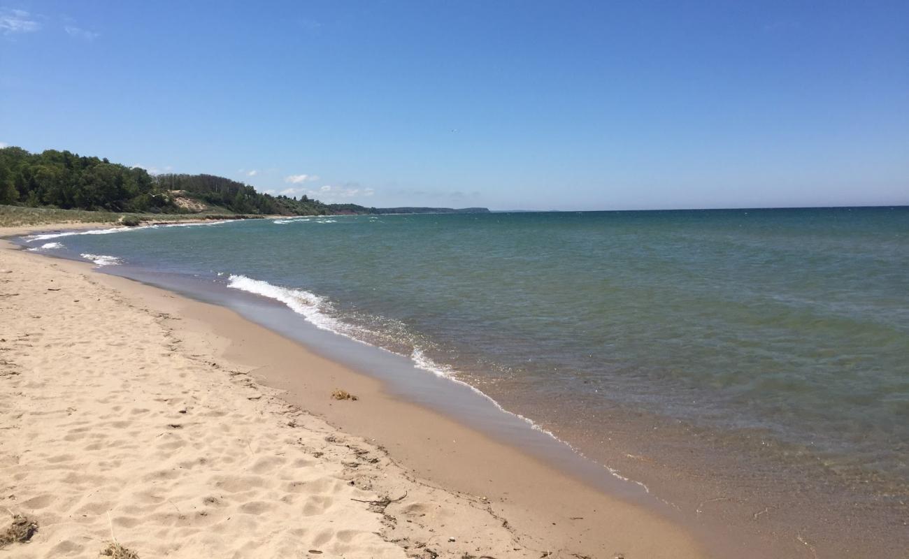 1st Street Beach Manistee'in fotoğrafı i̇nce bej kum yüzey ile