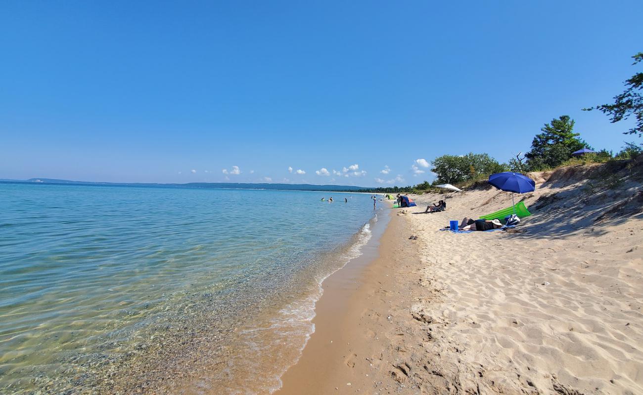 Bohemian Road Beach'in fotoğrafı açık bej kum yüzey ile