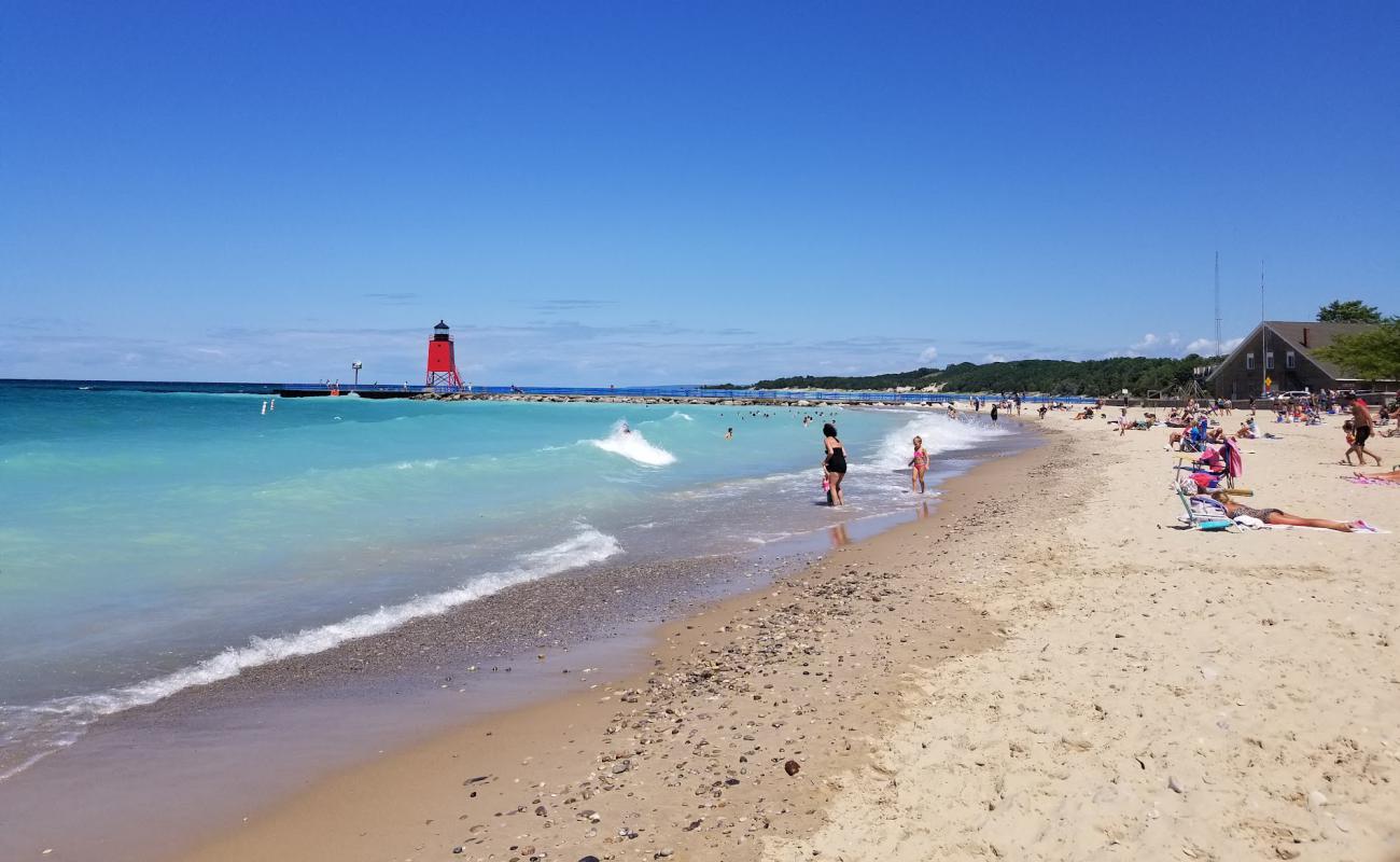 Michigan Beach Park'in fotoğrafı açık bej kum yüzey ile