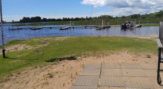 Brock's Lakeshore Cabins