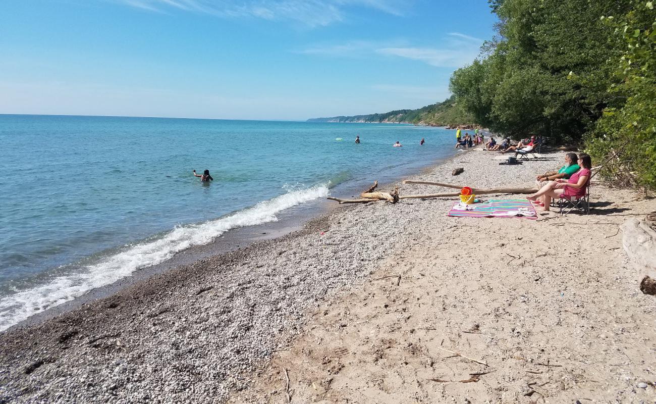 Port Washington South Beach'in fotoğrafı gri kum ve çakıl yüzey ile