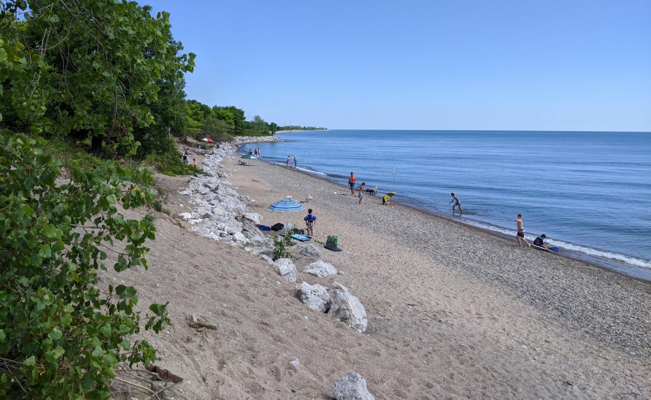 Illinois Beach'in fotoğrafı gri kum ve çakıl yüzey ile