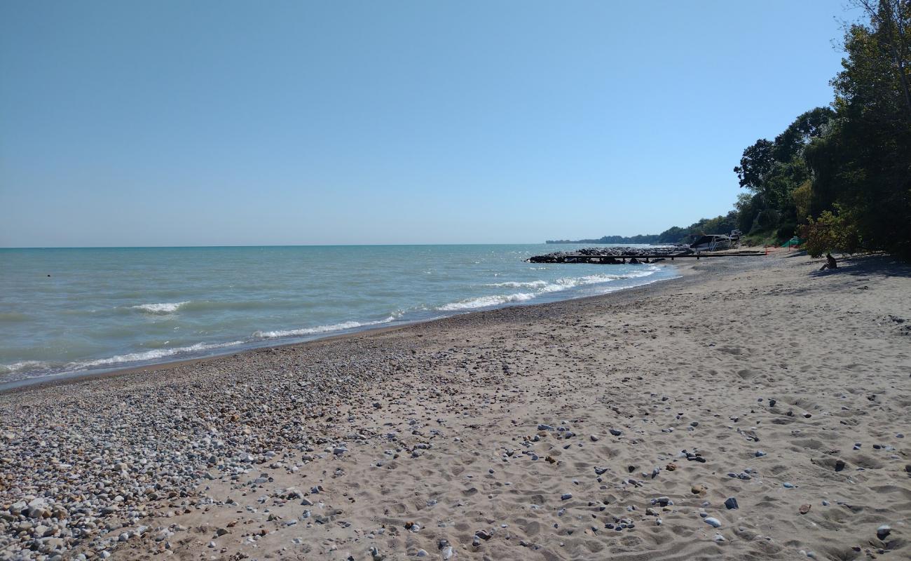 Maple Street Beach'in fotoğrafı çakıl ile kum yüzey ile