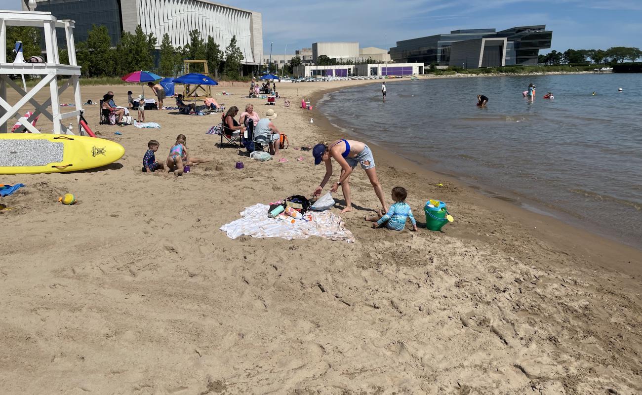 Clark Street Beach'in fotoğrafı parlak kum yüzey ile