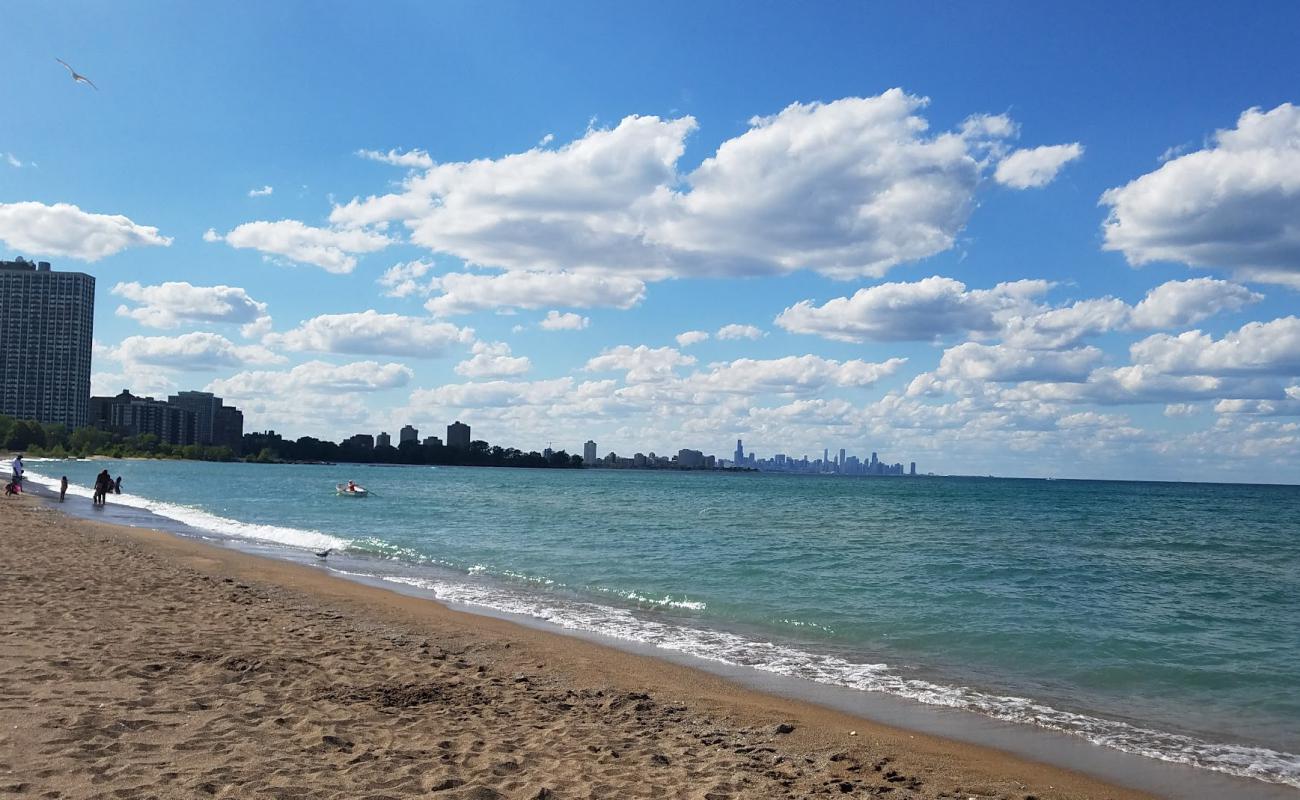 Rainbow Beach'in fotoğrafı açık bej kum yüzey ile