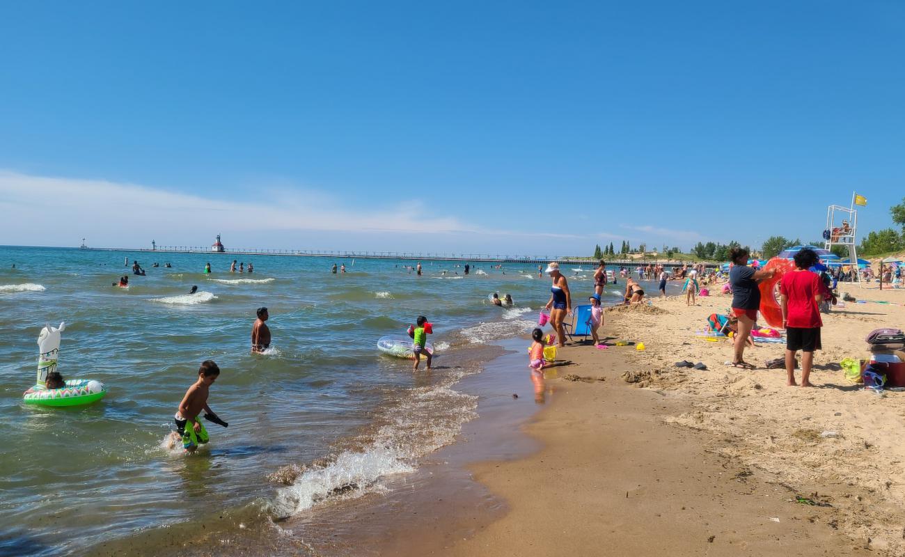 Silver Beach'in fotoğrafı parlak kum yüzey ile