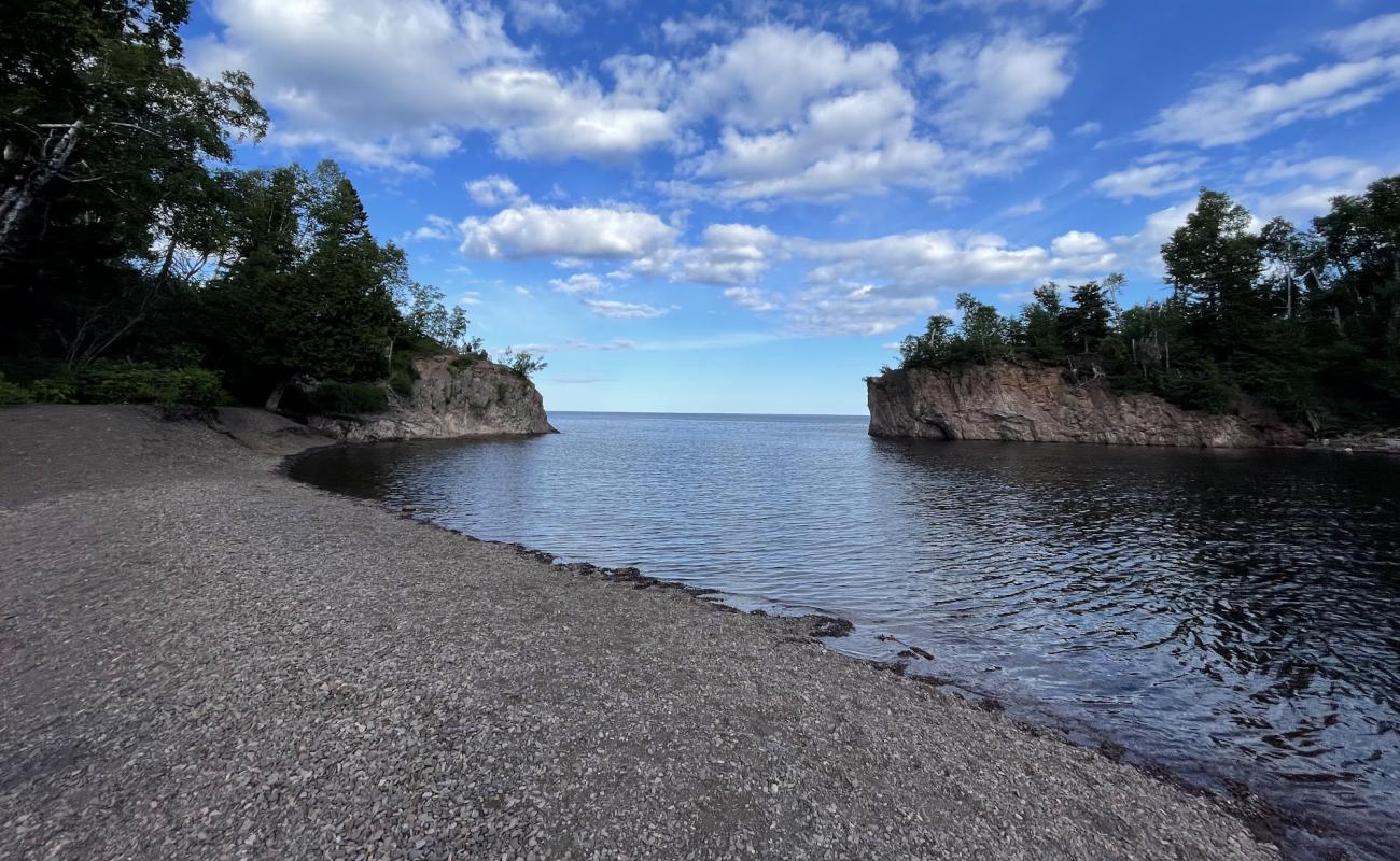 Lake Superior Beach'in fotoğrafı taşlar yüzey ile