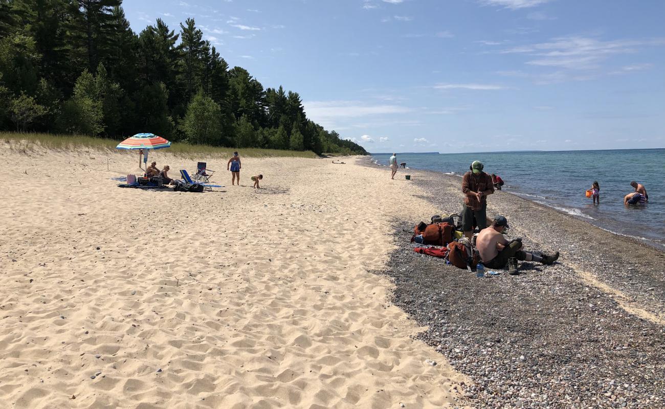 Twelvemile Beach'in fotoğrafı çakıl ile kum yüzey ile