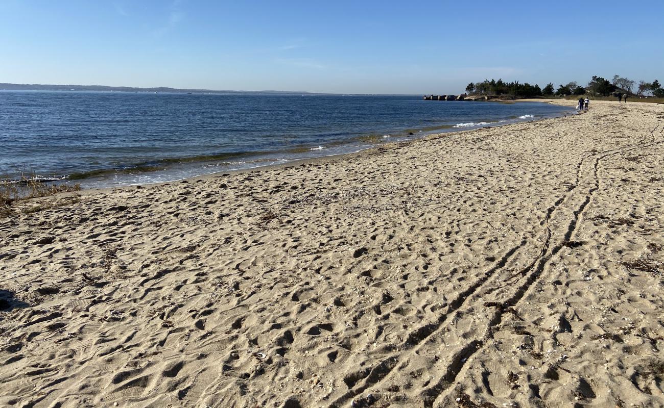 Sandy hook beach'in fotoğrafı açık bej kum yüzey ile
