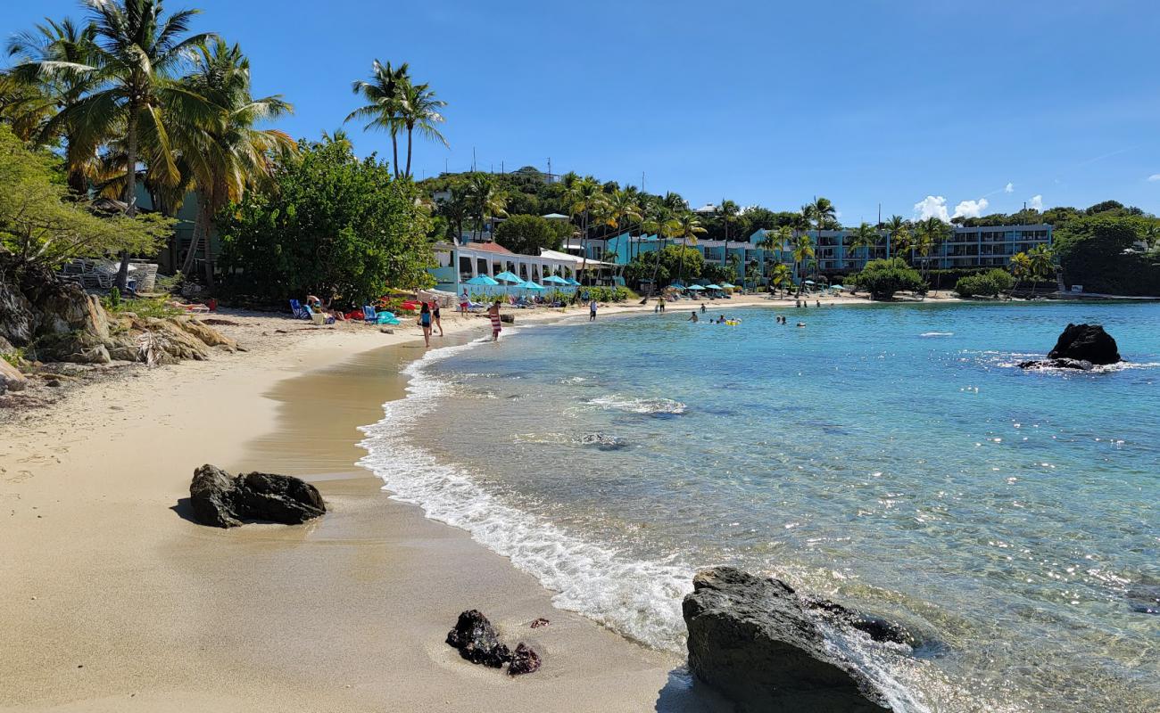 Secret Harbor beach'in fotoğrafı i̇nce bej kum yüzey ile