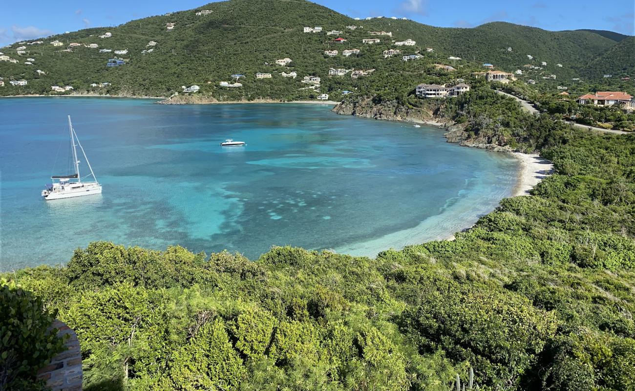 Ditleff beach'in fotoğrafı bej kum ve kayalar yüzey ile