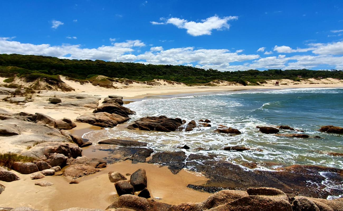 De las Achiras Beach'in fotoğrafı açık bej kum yüzey ile
