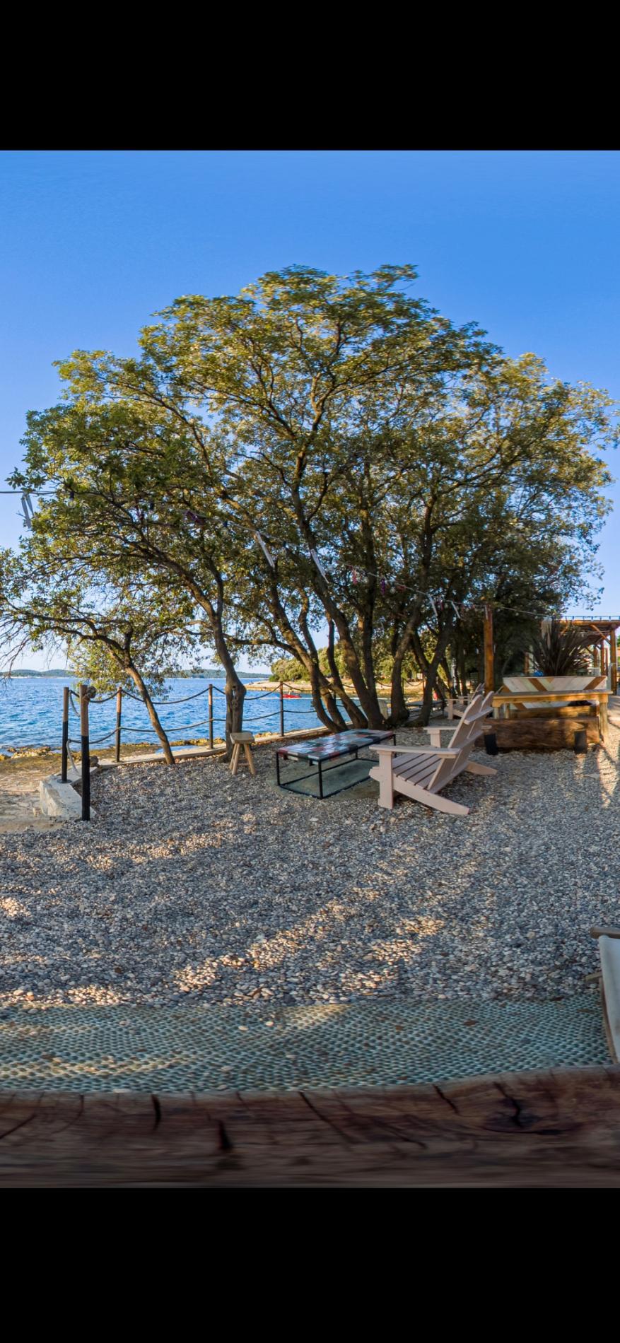 Lim beach'in fotoğrafı imkanlar alanı