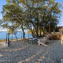 Lim beach'in fotoğrafı imkanlar alanı